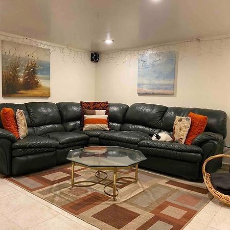 Treasure In Queens Apartment Ню Йорк Екстериор снимка