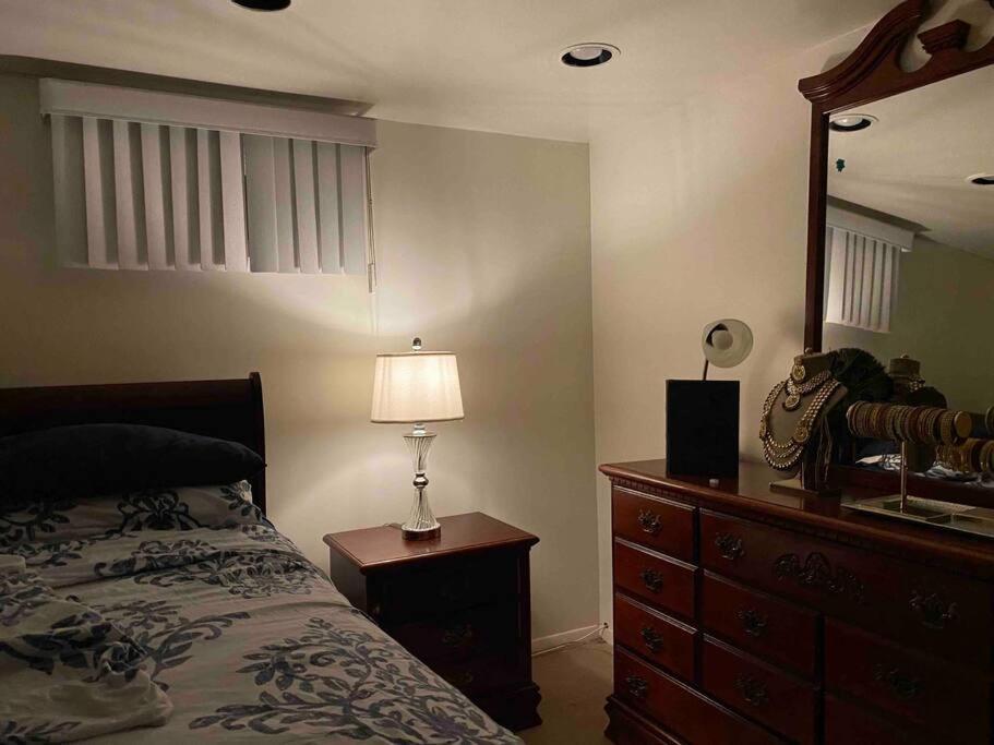 Treasure In Queens Apartment Ню Йорк Екстериор снимка
