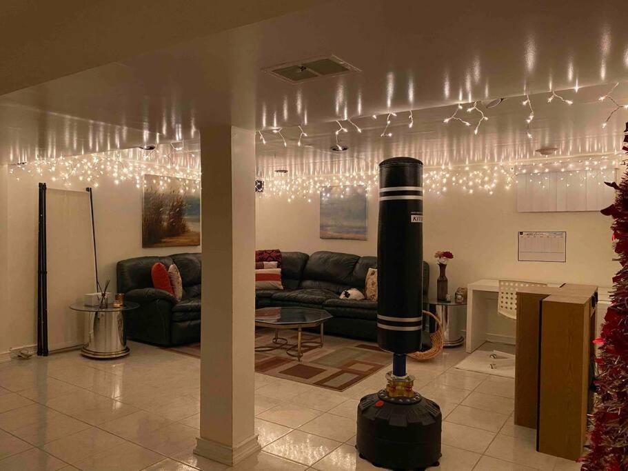 Treasure In Queens Apartment Ню Йорк Екстериор снимка